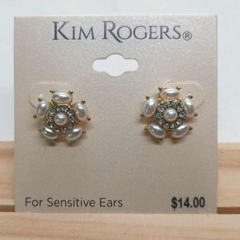 Kim Rogers Flower Faux Pearl Stud Earrings